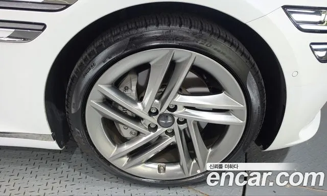 Genesis G80 RG3 — Фото автомобиля 6