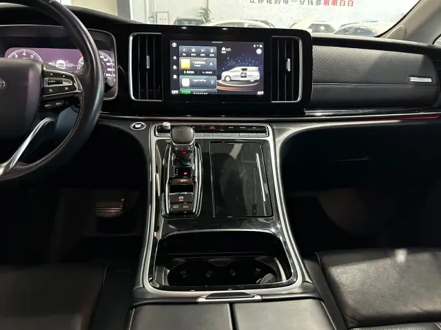 GAC Trumpchi M8 — Фото автомобиля 12