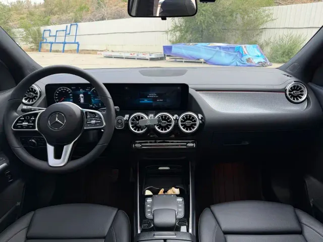 Mercedes-Benz GLA-Class — Фото автомобиля 8