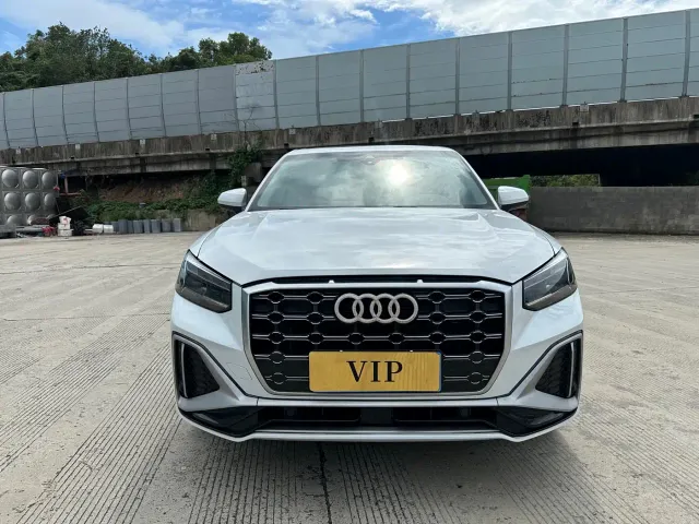 Audi Q2L — Фото автомобиля 2