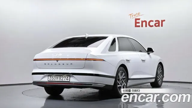 Hyundai Grandeur GN7 — Фото автомобиля 2