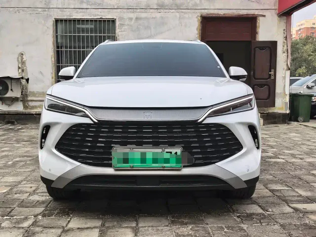 BYD Song L DM-i 2024 112km Leading Edition — Фото автомобиля 2