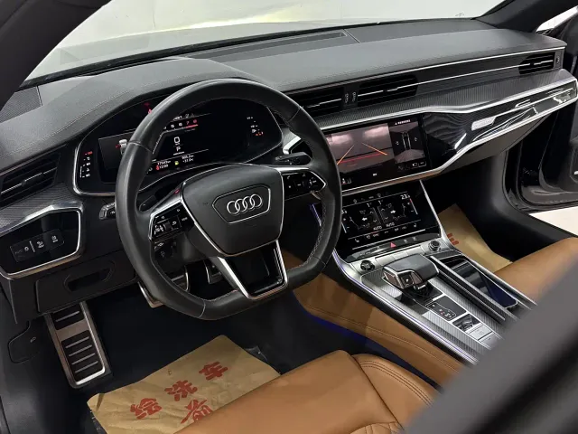 Audi A7L — Фото автомобиля 4
