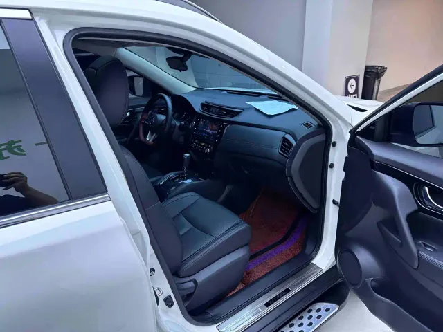 Nissan X-Trail — Фото автомобиля 11