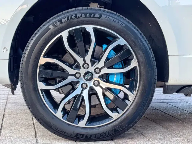 Land Rover Range Rover Sport — Фото автомобиля 7