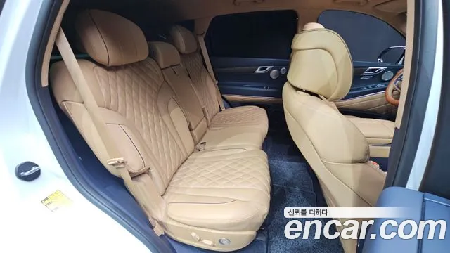 Genesis GV80 — Фото автомобиля 17