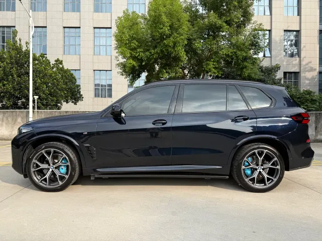 BMW X5 — Фото автомобиля 3