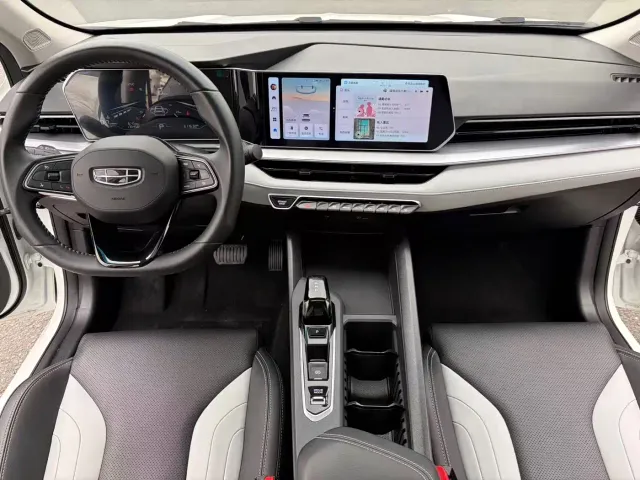 Geely Binrui — Фото автомобиля 13