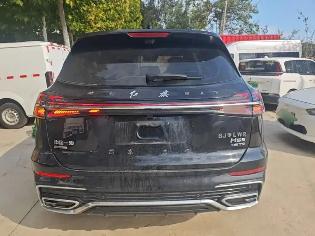 Hongqi HS5 — Фото автомобиля 5