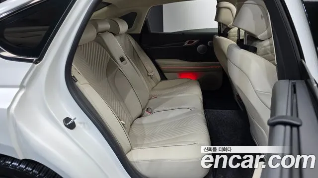 Genesis G80 RG3 — Фото автомобиля 17