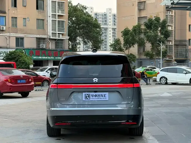 NIO NIO ES9 2026 Base Model — Фото автомобиля 5