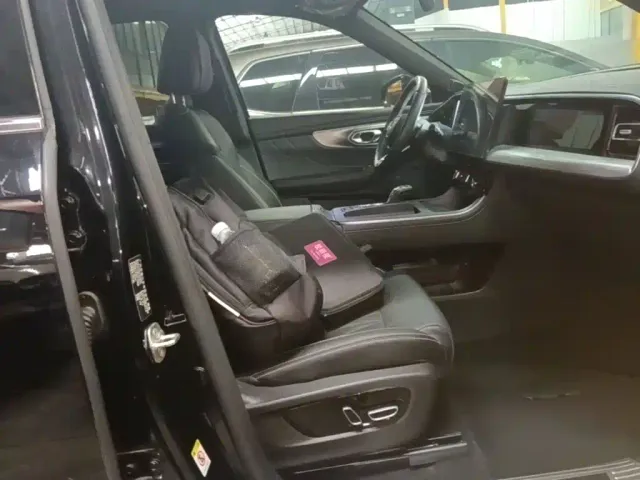 GAC Trumpchi GS8 — Фото автомобиля 24