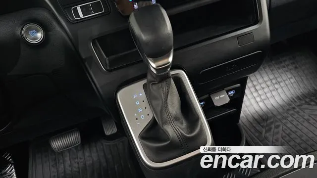 Hyundai Staria Staria — Фото автомобиля 9