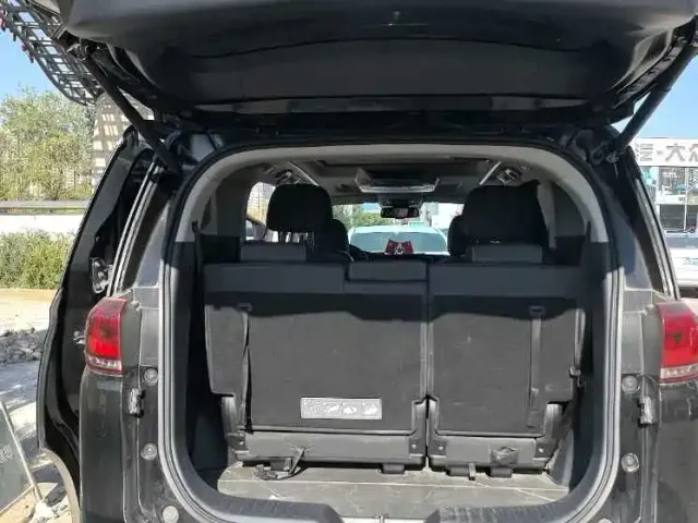 GAC Trumpchi M8 — Фото автомобиля 5