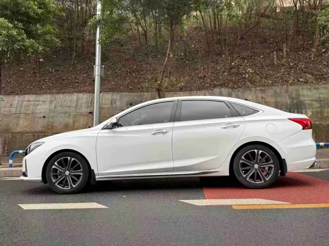 Changan Ruicheng CC — Фото автомобиля 3