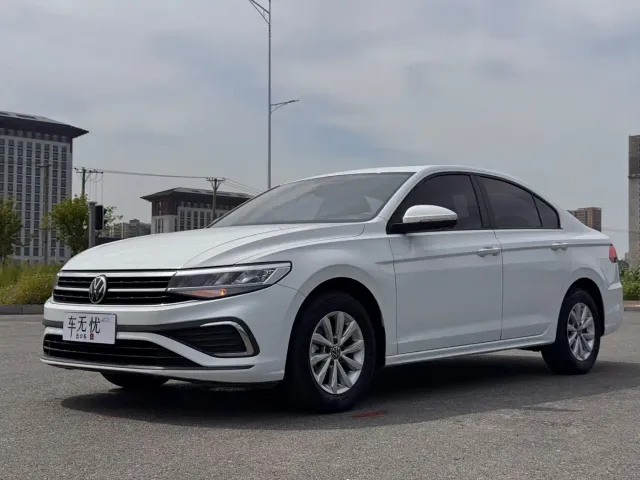Volkswagen Bora — Фото автомобиля 7