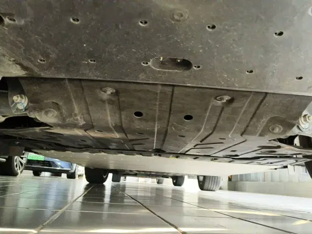 Lynk & Co Z20 — Фото автомобиля 6