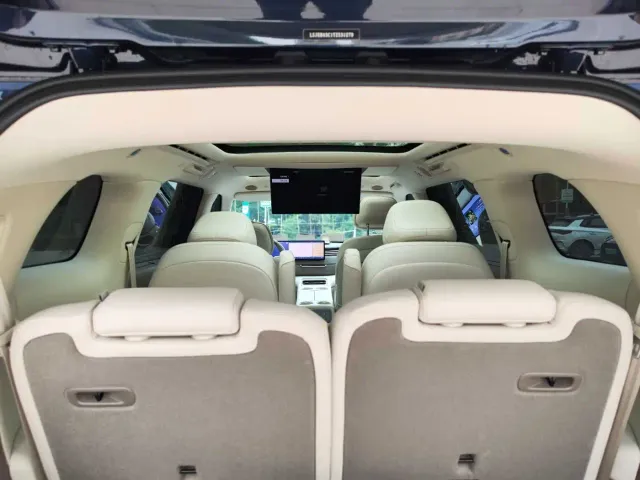 IM Motors LS9 — Фото автомобиля 30