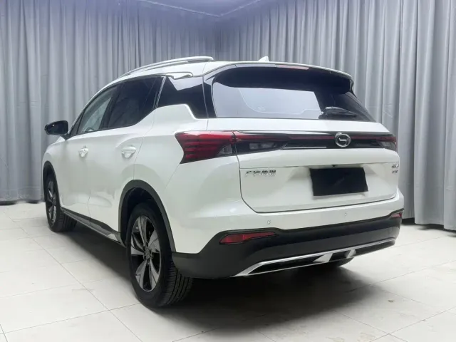 GAC Trumpchi GS4 — Фото автомобиля 4