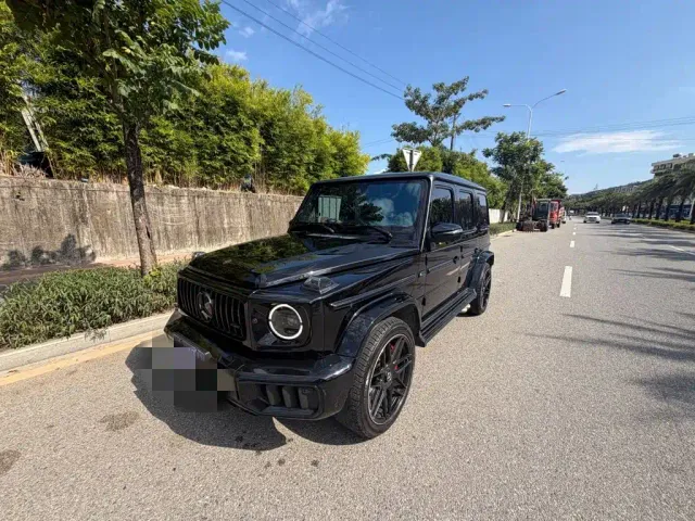 Фотография автомобиля — Mercedes-Benz G-Class