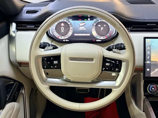 Land Rover Range Rover — Фото автомобиля 10
