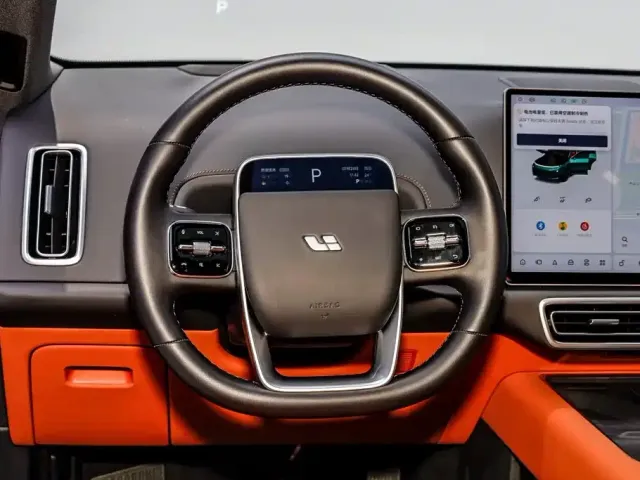 Li Auto Li L8 2025 Max Smart Renewal Edition — Фото автомобиля 13