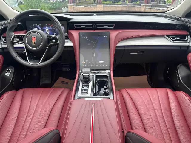 Hongqi H5 — Фото автомобиля 16