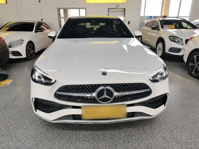 Mercedes-Benz C-Class — Фото автомобиля 2