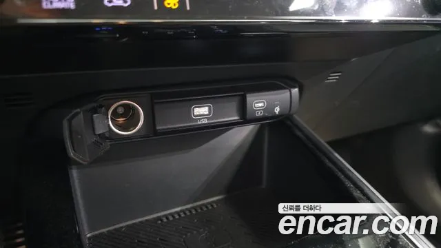 Kia Niro The All New — Фото автомобиля 16