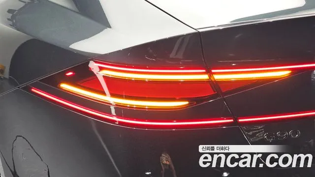 Genesis G90 Бензин 3.5 турбо AWD — Фото автомобиля 22