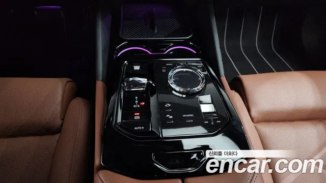 BMW 5-Series 5 серия (G60) 530i xDrive M Sport Pro Special Edition — Фото автомобиля 8