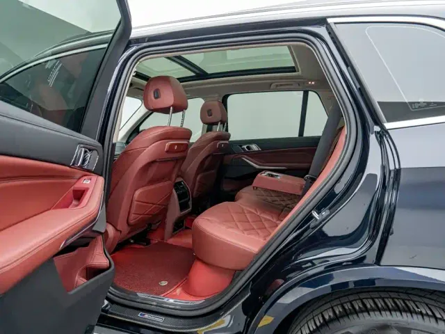 BMW X5 — Фото автомобиля 12