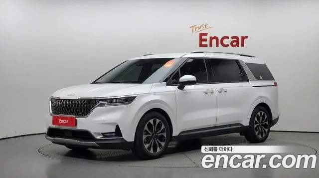 Фотография автомобиля — Kia Carnival Generation 4