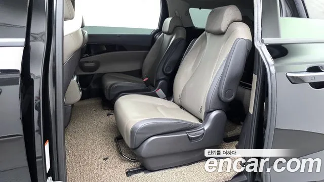 Kia Carnival 4th Gen — Фото автомобиля 18