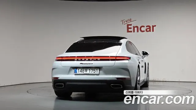 Porsche Panamera — Фото автомобиля 4