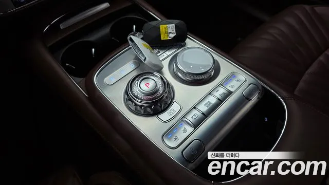 Genesis G90 Бензин 3.5 турбо AWD — Фото автомобиля 9