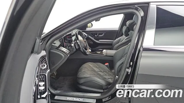 Mercedes-Benz S-Class — Фото автомобиля 10