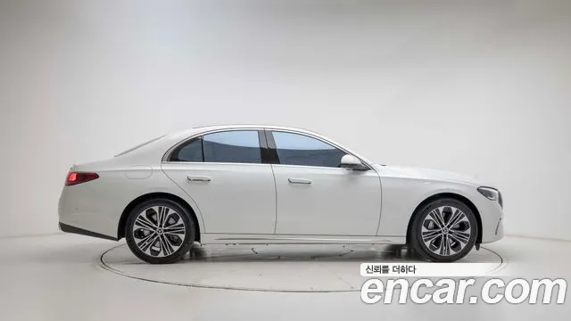 Mercedes-Benz E-Class W213 — Фото автомобиля 19