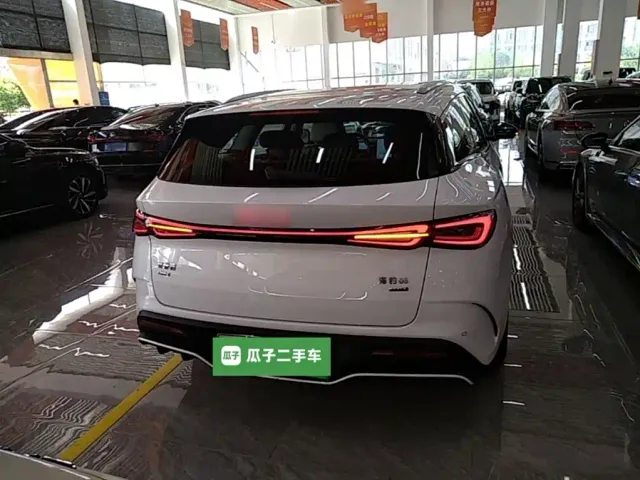 BYD Seal 06 DM-i Touring — Фото автомобиля 5