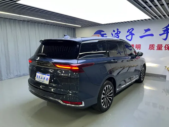Wuling Victory — Фото автомобиля 18