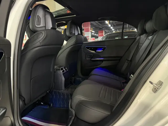 Mercedes-Benz C-Class — Фото автомобиля 17