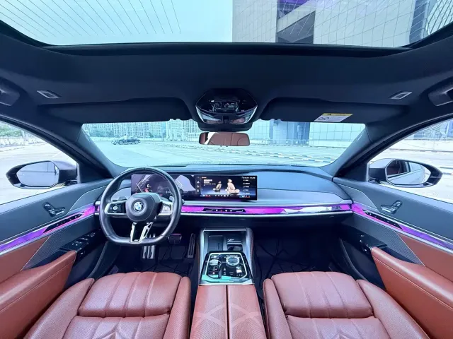 BMW 7 Series — Фото автомобиля 8