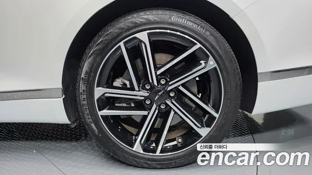 Genesis G80 RG3 — Фото автомобиля 6