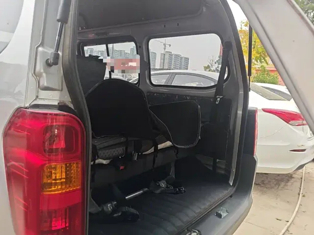 Wuling Zhiguang — Фото автомобиля 18