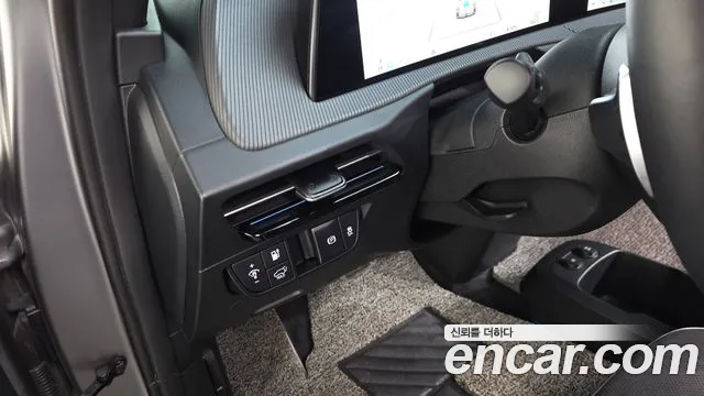 Kia EV6 — Фото автомобиля 28