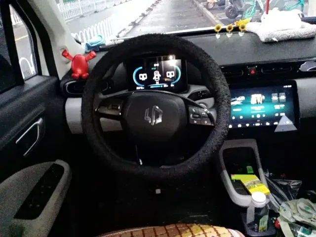 Leapmotor T03 — Фото автомобиля 6