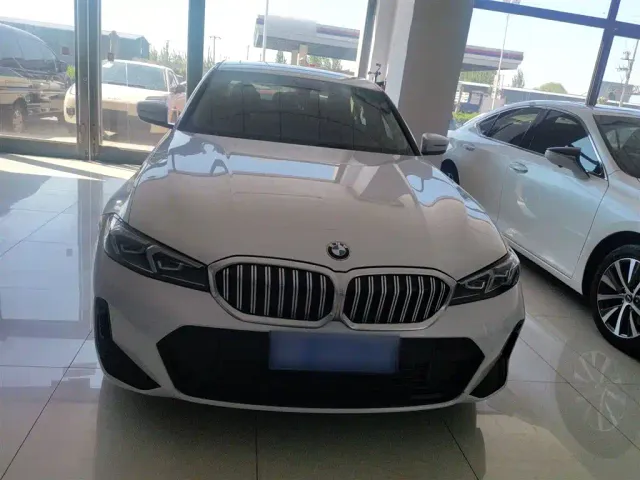 BMW 3 Series — Фото автомобиля 4