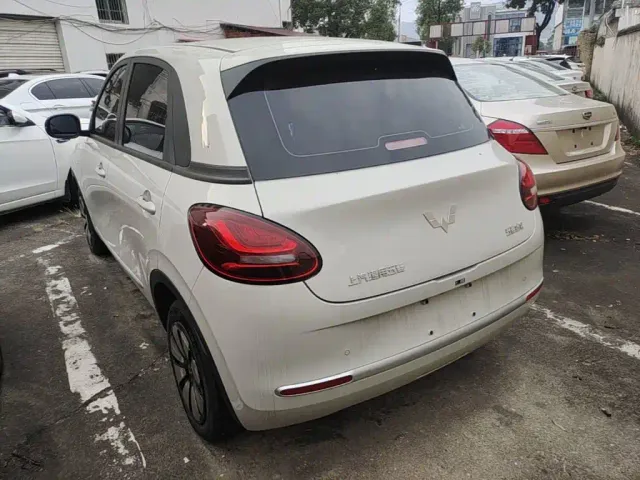Wuling Bingo — Фото автомобиля 4