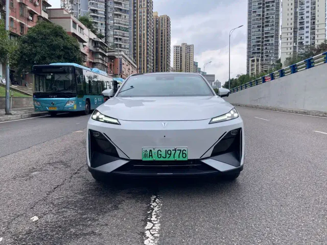 Deepal S07 — Фото автомобиля 2