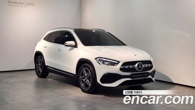 Фотография автомобиля — Mercedes-Benz GLA-Class H247